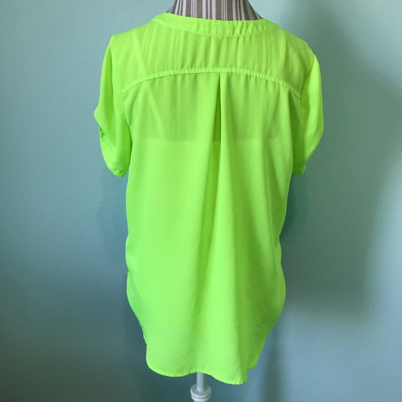 Amazing Lime Green Blouse Size Large - Picture 2 of 5